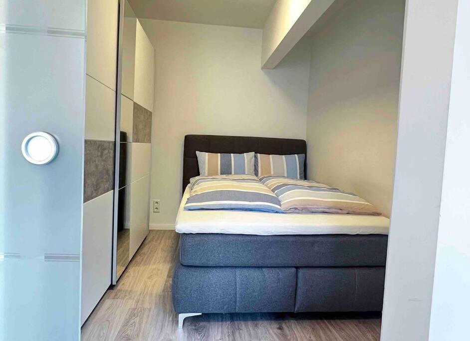Beste Lage - Altstadt City Dusseldorf - 1,5 Zimmer Apartment Bagian luar foto